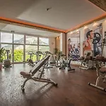 מלון Panorama Royal 5*