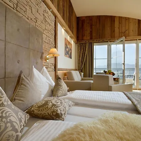 فندق Panorama Royal 4*