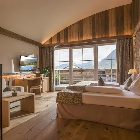 Panorama Royal 4*