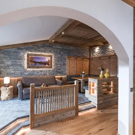 Panorama Royal 5*